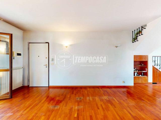 Appartamento in vendita a La Loggia, Torino