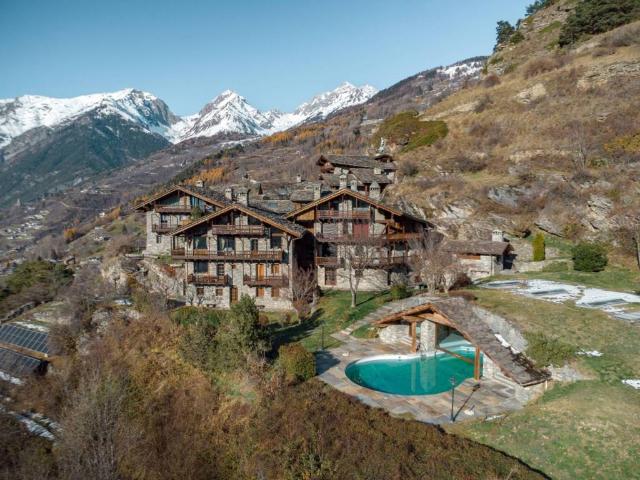 Appartamento in vendita a Fenêtre, La Salle