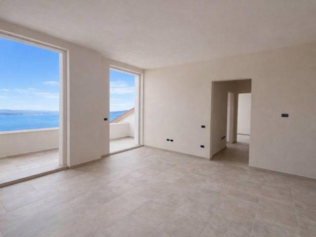Appartamento in vendita a Costa di Cadimare, La Spezia