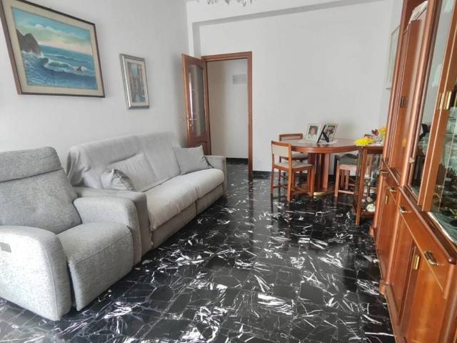 Appartamento in vendita a Montepertico, La Spezia