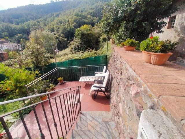 Appartamento in vendita a Biassa, La Spezia
