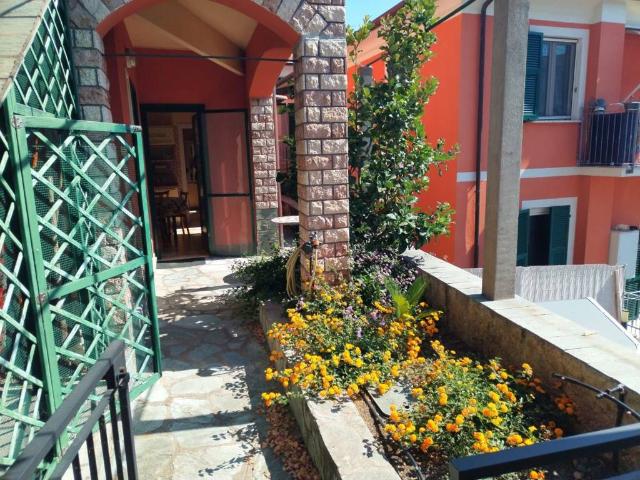 Appartamento in vendita a Costa di Cadimare, La Spezia