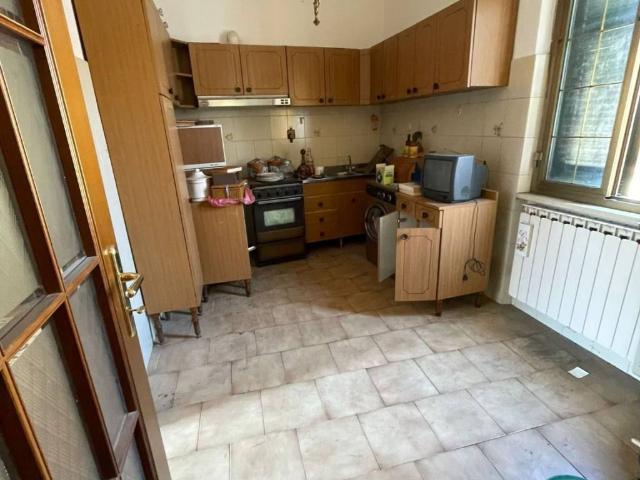 Appartamento in vendita a Montepertico, La Spezia