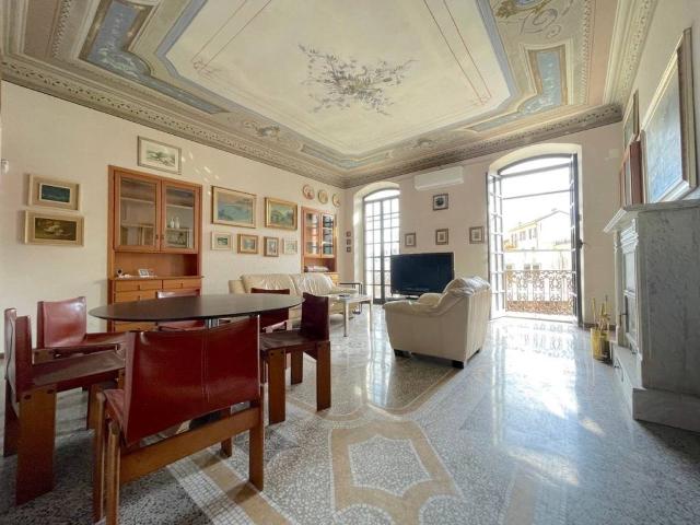Appartamento in vendita a Montepertico, La Spezia