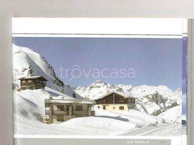 Appartamento in vendita a La Thuile, Aosta