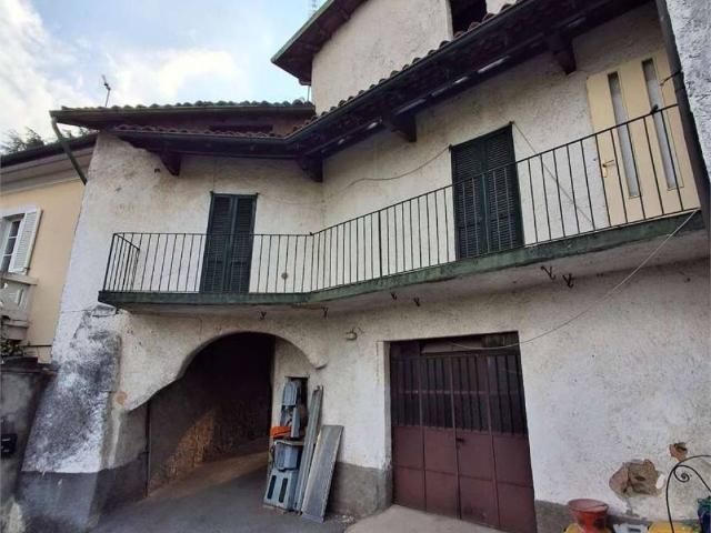 Appartamento in vendita a Unione dei comuni della Valletta, Lombardia