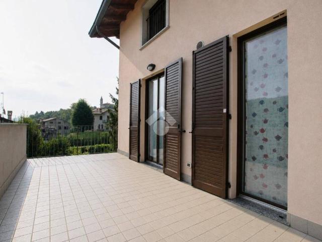 Appartamento in vendita a Roncada, La Valletta Brianza