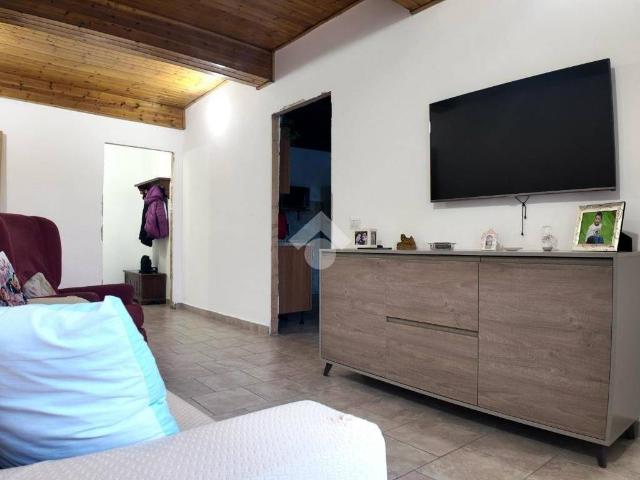 Appartamento in vendita a Villaggio Rinascita, Roma Capitale