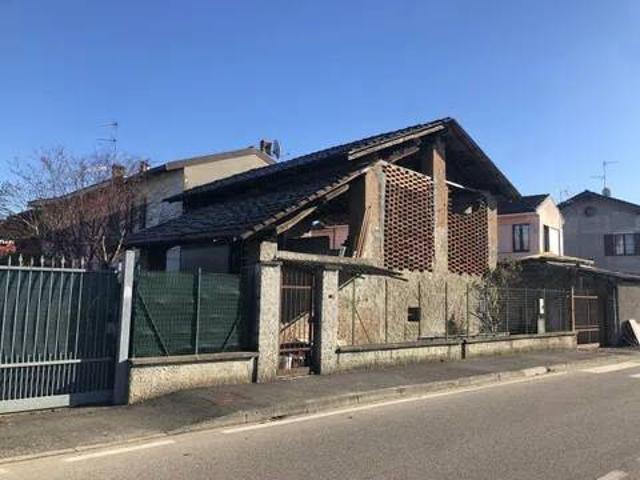 Appartamento in vendita a Lacchiarella, Lombardia