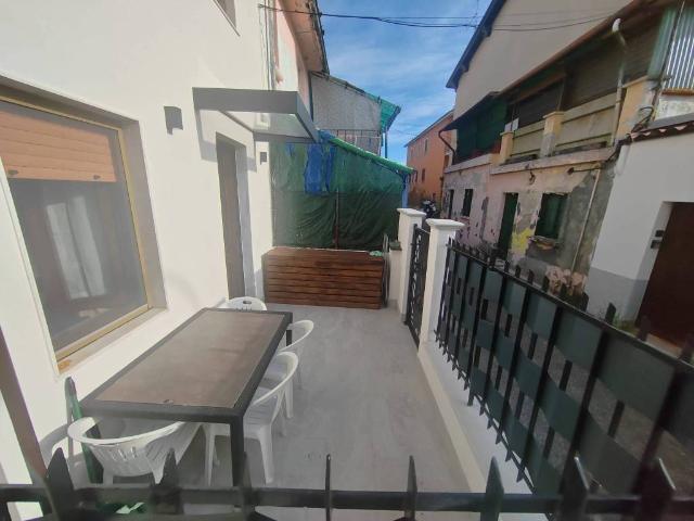 Appartamento in vendita a Lacchiarella, Lombardia