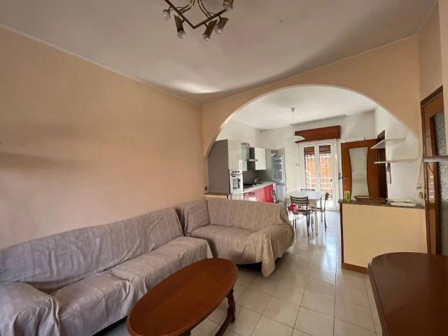 Appartamento in vendita a Lacchiarella, Lombardia