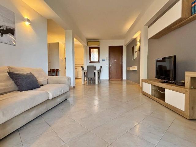 Appartamento in vendita a Marina di San Nicola, Roma Capitale