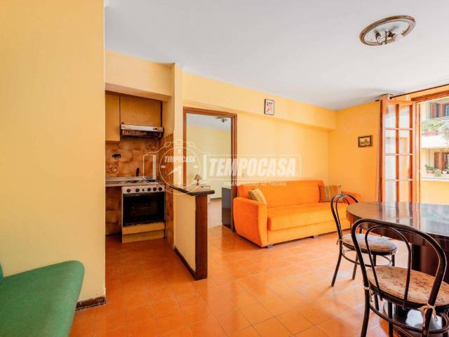Appartamento in vendita a Marina di San Nicola, Roma Capitale