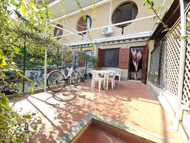 Appartamento in vendita a Marina di San Nicola, Roma Capitale
