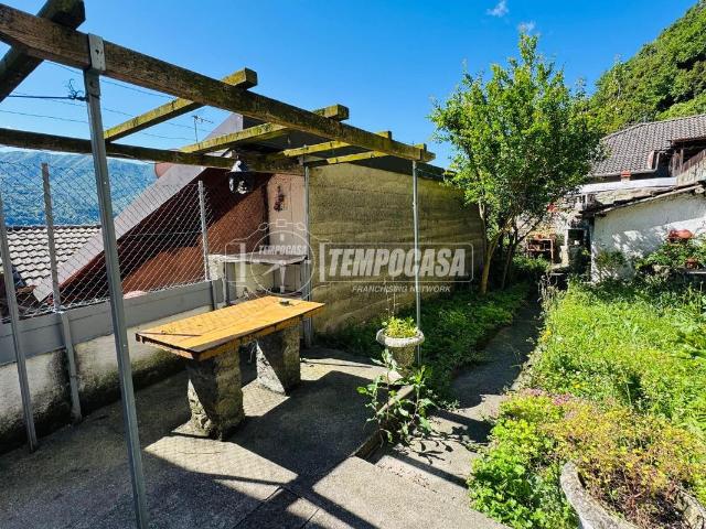 Appartamento in vendita a Laglio, Lombardia