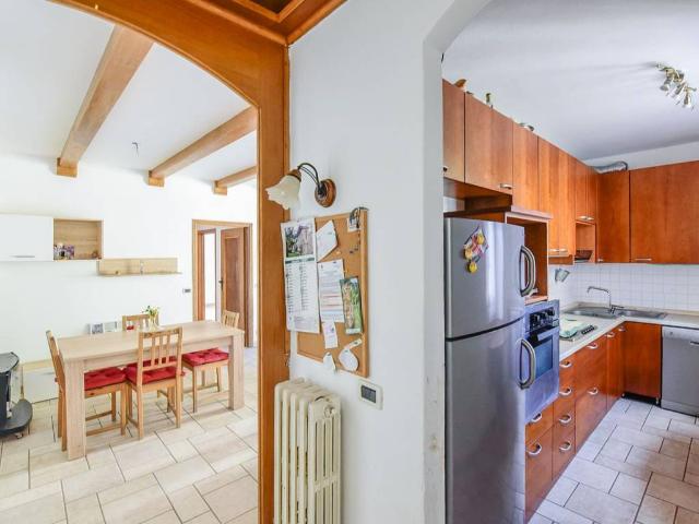 Appartamento in vendita a Laglio, Lombardia