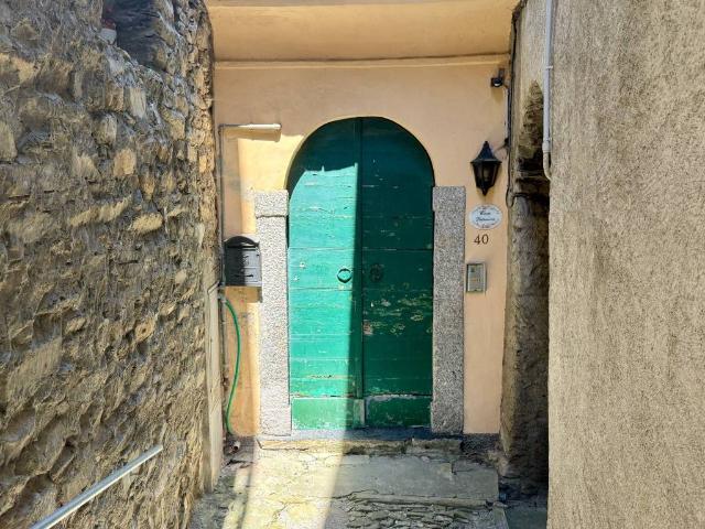Appartamento in vendita a Laglio, Lombardia