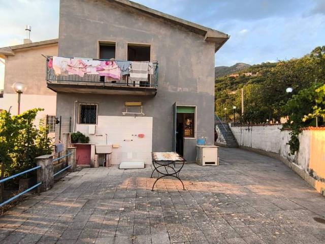 Appartamento in vendita a Lagonegro, Potenza