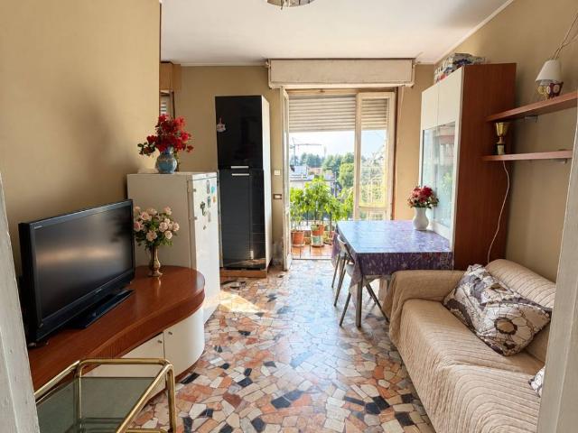 Appartamento in vendita a Lainate, Milano