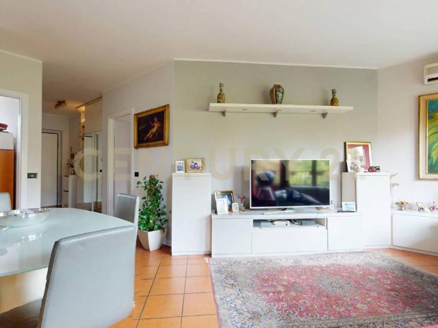 Appartamento in vendita a Grancia, Lainate