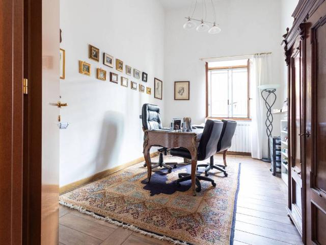 Appartamento in vendita a Lainate, Milano