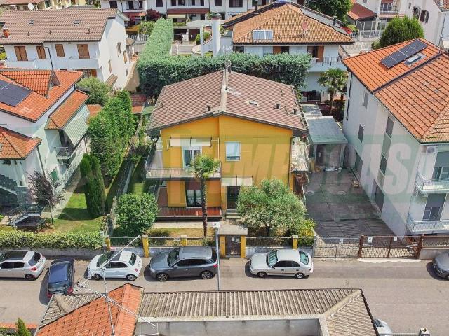 Appartamento in vendita a Lainate, Lombardia