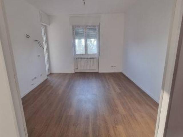 Appartamento in vendita a Lainate, Milano