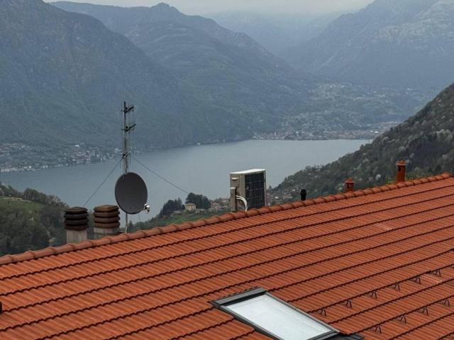 Appartamento in vendita a Laino, Como