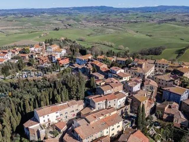Appartamento in vendita a Lajatico, Toscana