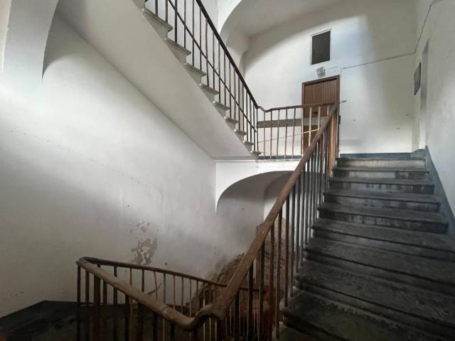 Appartamento in vendita a Lajatico, Toscana