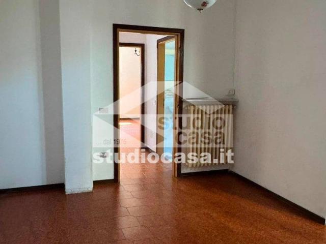 Appartamento in vendita a Lallio, Lombardia
