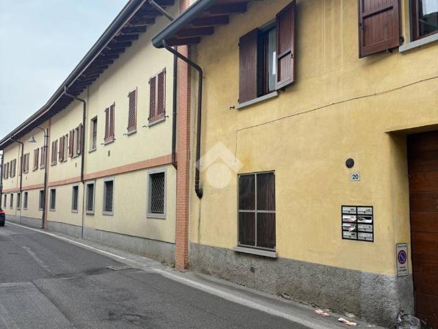 Appartamento in vendita a Lallio, Lombardia
