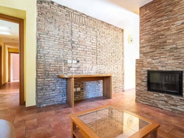 Appartamento in vendita a Lambrugo, Lombardia