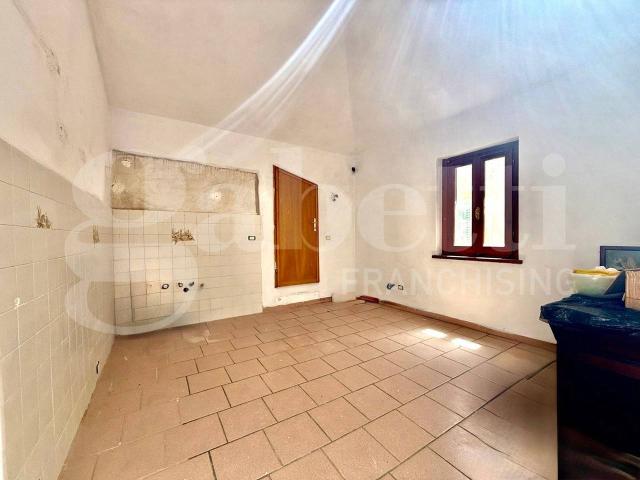 Appartamento in vendita a Porciano, Lamporecchio