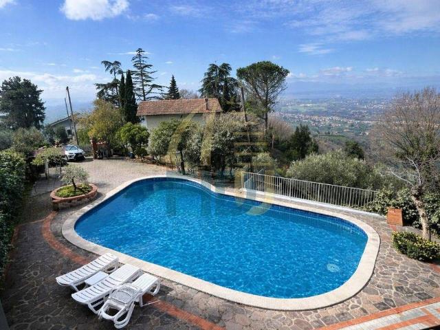 Appartamento in vendita a Porciano, Lamporecchio