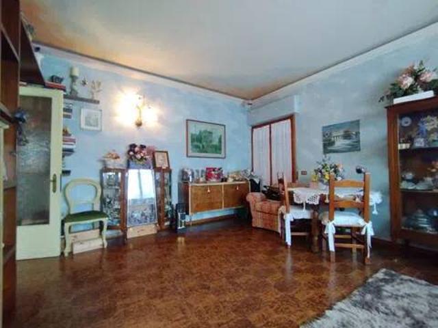 Appartamento in vendita a Lamporecchio, Toscana