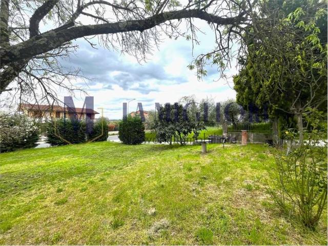 Villa Indipendente in vendita a Lamporecchio, Pistoia