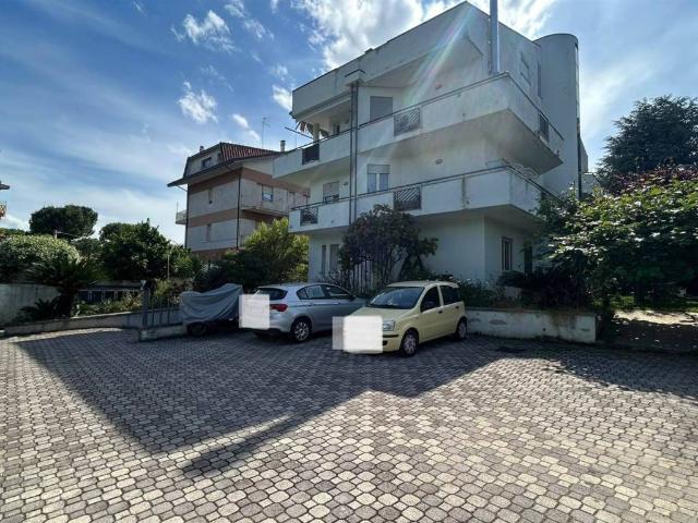 Appartamento in vendita a Olmo di Riccio, Lanciano