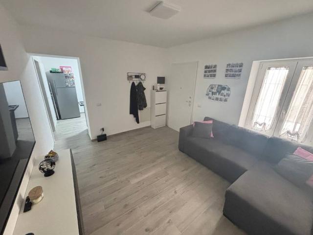 Appartamento in vendita a Casa Cairola, Landriano