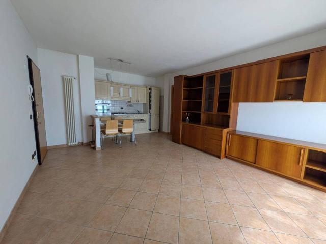 Appartamento in vendita a Casa Cairola, Landriano