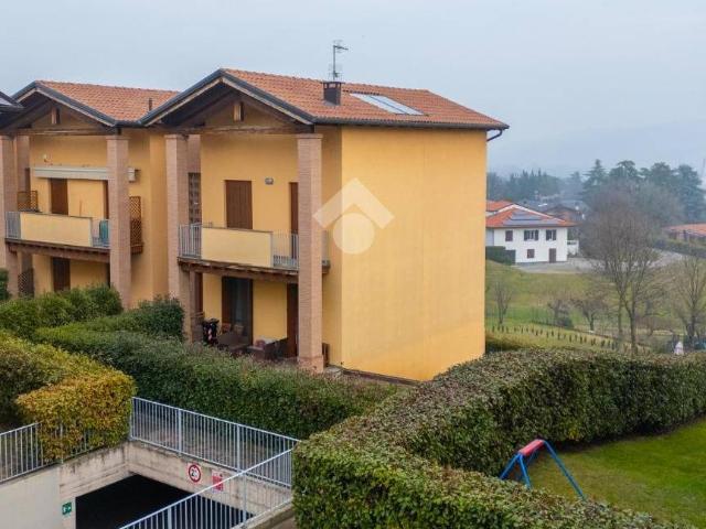 Appartamento in vendita a Langhirano, Reggio Emilia