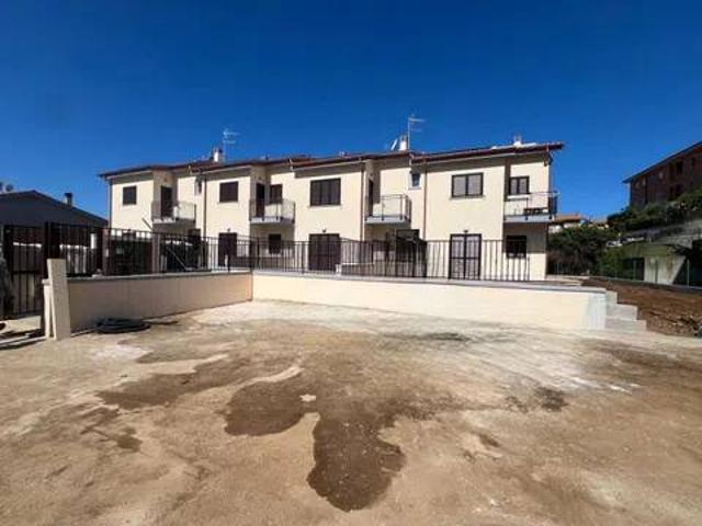 Appartamento in vendita a Lanuvio, Roma Capitale