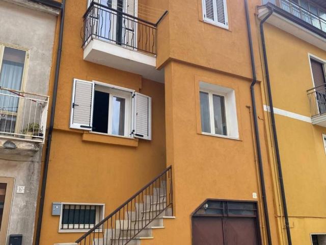Appartamento in vendita a Lapio, Campania