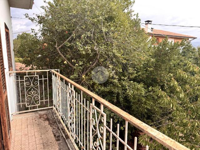 Appartamento in vendita a Tornimparte, Abruzzo