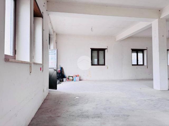 Appartamento in vendita a Tornimparte, Abruzzo