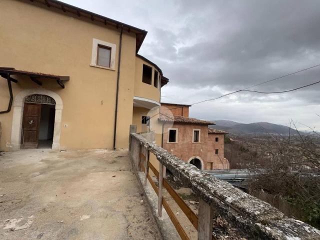 Appartamento in vendita a Tornimparte, Abruzzo