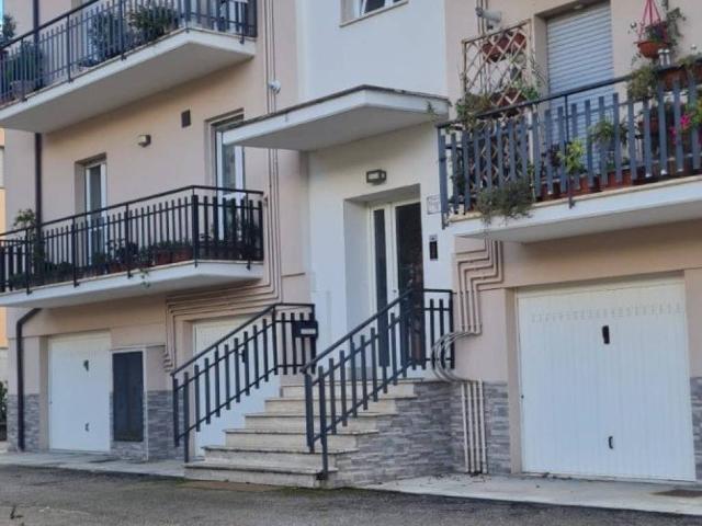 Appartamento in vendita a Tornimparte, Abruzzo