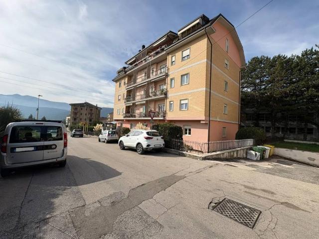 Appartamento in vendita a Santa Barbara, L'Aquila