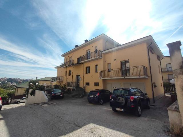 Appartamento in vendita a Pile, L'Aquila