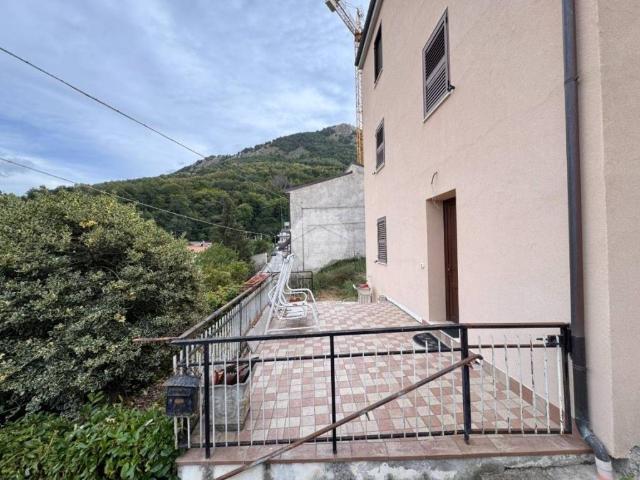 Appartamento in vendita a Cominio, L'Aquila